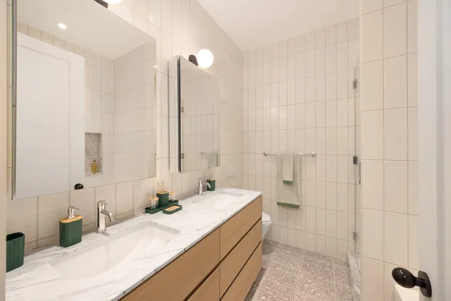 $3,895,000 | 591 10th Street, Unit 2 | Park Slope