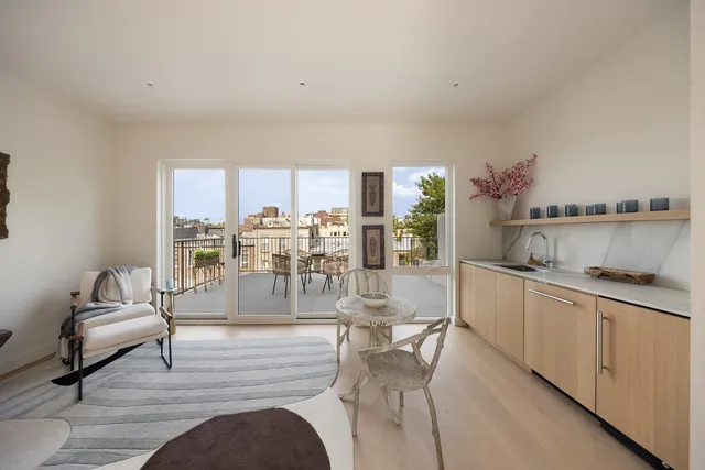 $3,895,000 | 591 10th Street, Unit 2 | Park Slope