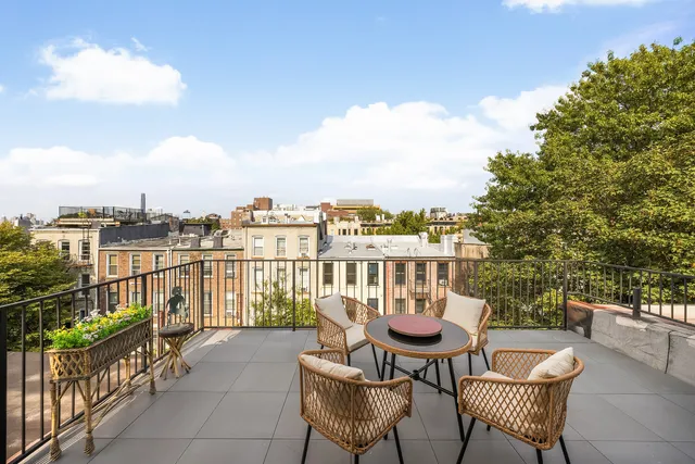 $3,895,000 | 591 10th Street, Unit 2 | Park Slope
