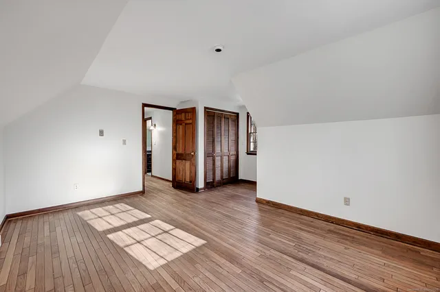 $550,000 | 667 Upper Grassy Hill Road, Woodbury, CT 06798