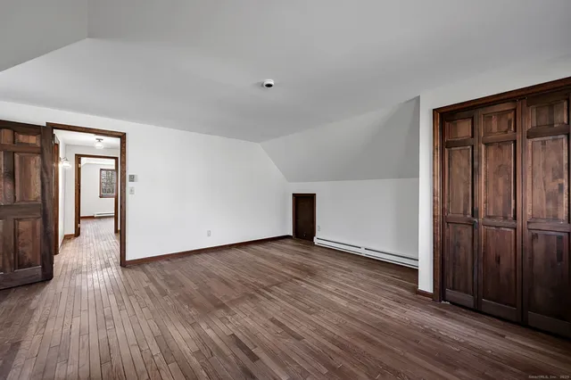 $550,000 | 667 Upper Grassy Hill Road, Woodbury, CT 06798