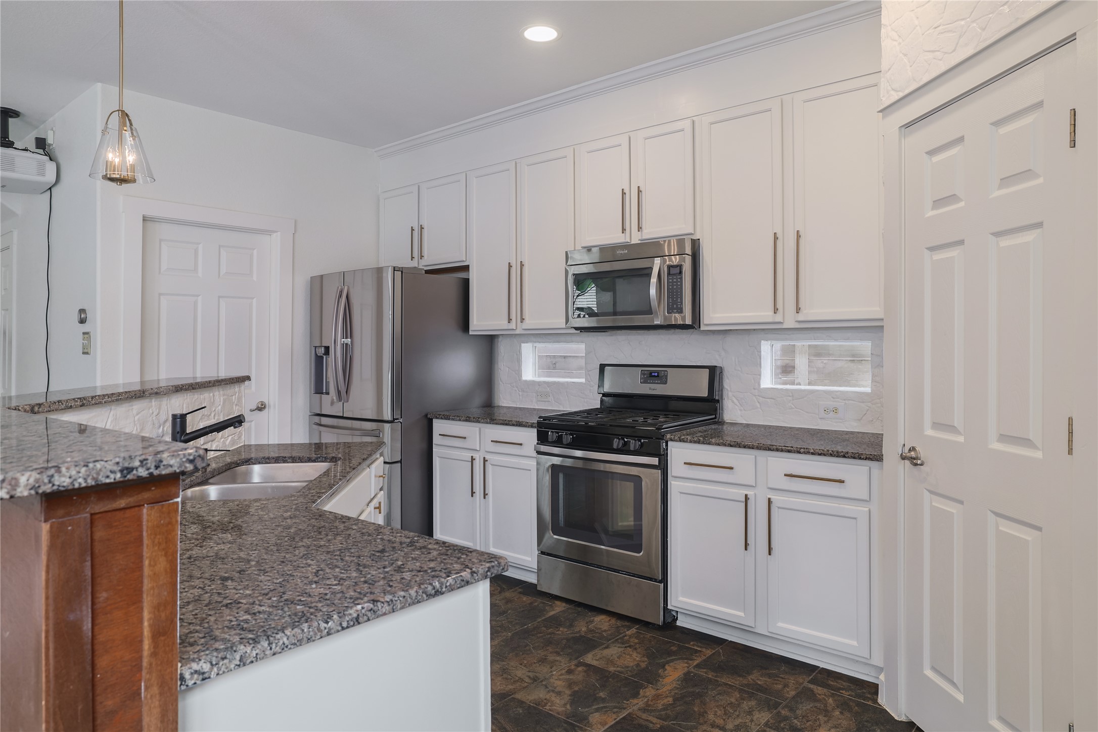 2101 Rivers Edge Way, Unit 26 Austin, TX 78741 - Photo 11 of 29 Spacious kitchen.