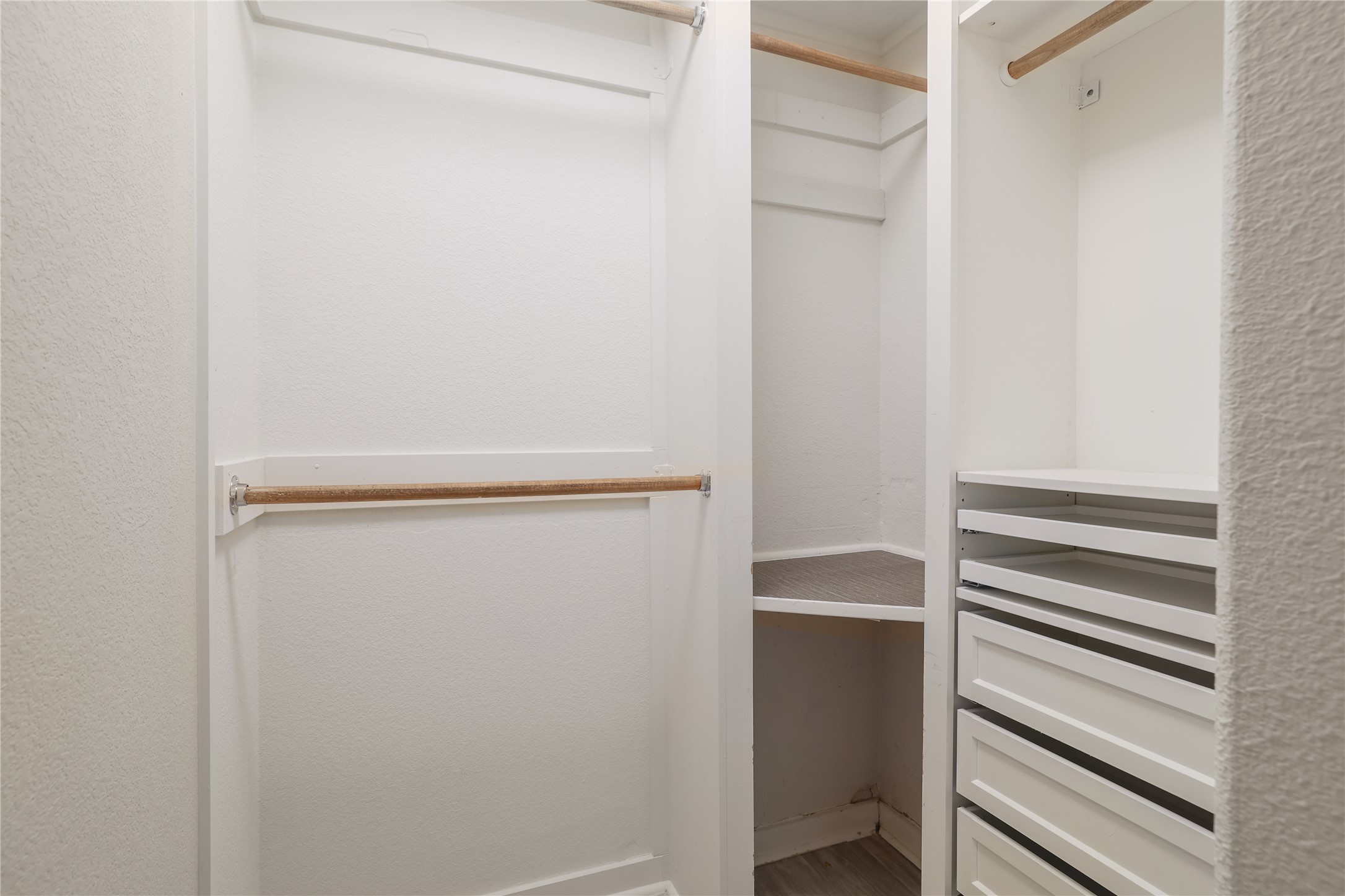 2101 Rivers Edge Way, Unit 26 Austin, TX 78741 - Photo 20 of 29 Custom closet.