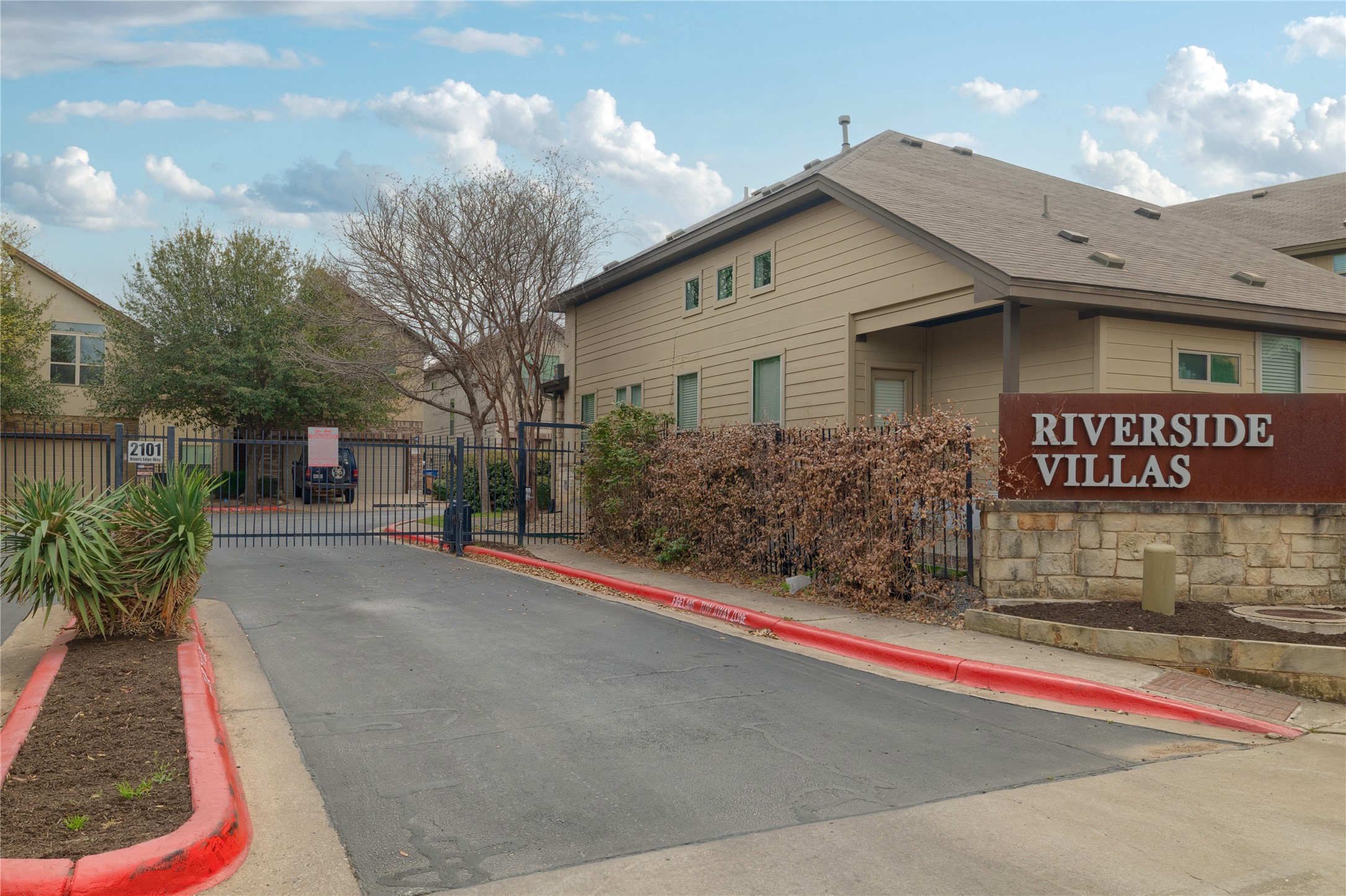 2101 Rivers Edge Way, Unit 26 Austin, TX 78741 - Photo 29 of 29 Entrance to community.
