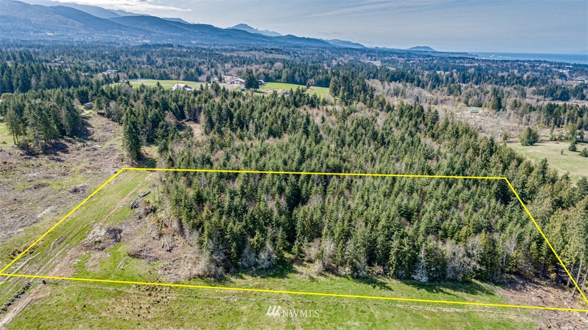 2 O'brien Rd Port Port Angeles, WA 98362 - Photo 1 of 17 a view of a balcony with a forest