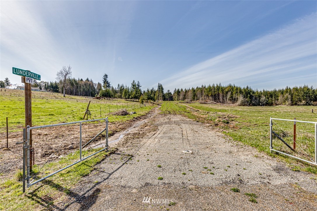 2 O'brien Rd Port Port Angeles, WA 98362 - Photo 4 of 17 a view of a park
