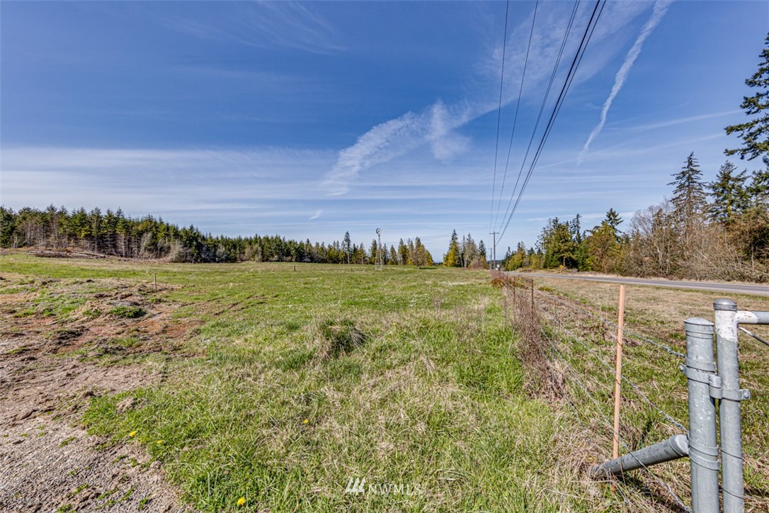 2 O'brien Rd Port Port Angeles, WA 98362 - Photo 5 of 17 a view of a field