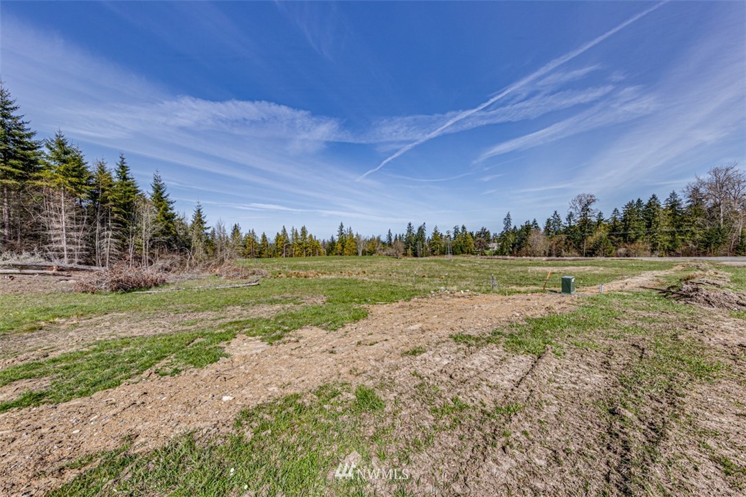 2 O'brien Rd Port Port Angeles, WA 98362 - Photo 8 of 17 a view of a golf course with a building