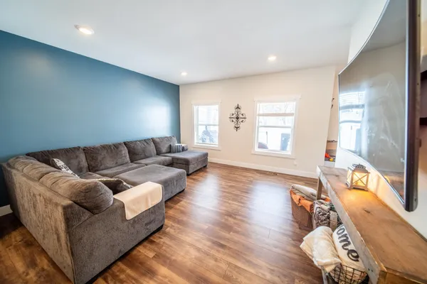 $899,900 | 1017 Chester Avenue Southeast, Rochester, MN 55904