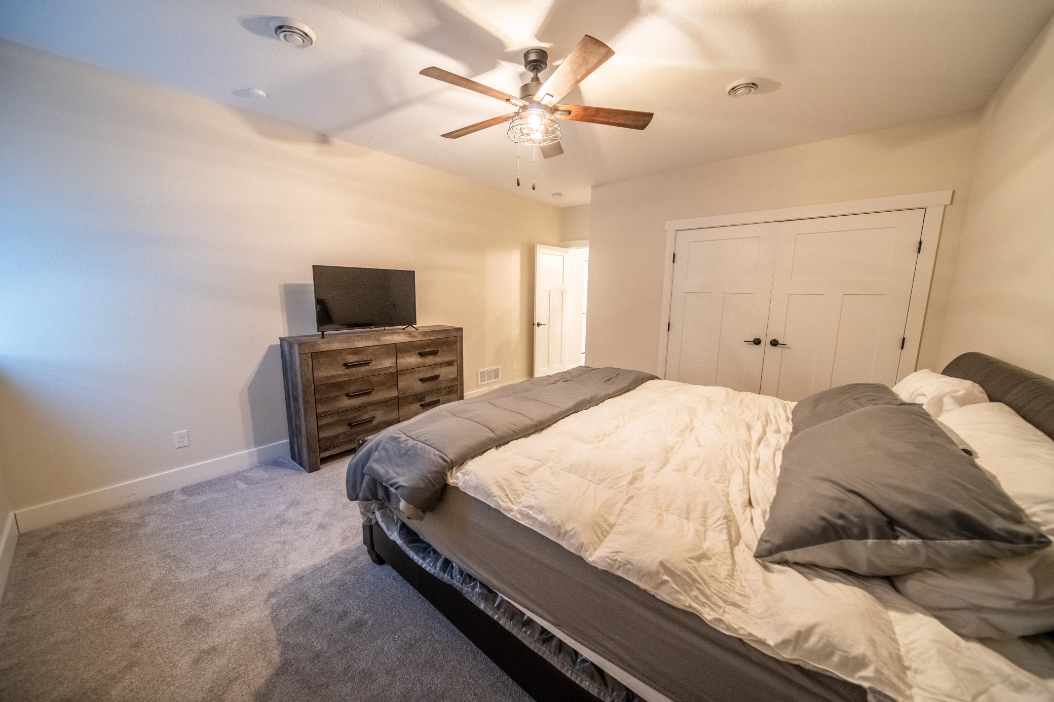 1017 Chester Avenue Southeast Rochester, MN 55904 - Photo 12 of 41