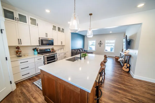 $899,900 | 1017 Chester Avenue Southeast, Rochester, MN 55904