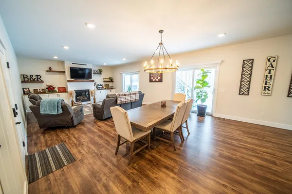 $899,900 | 1017 Chester Avenue Southeast, Rochester, MN 55904