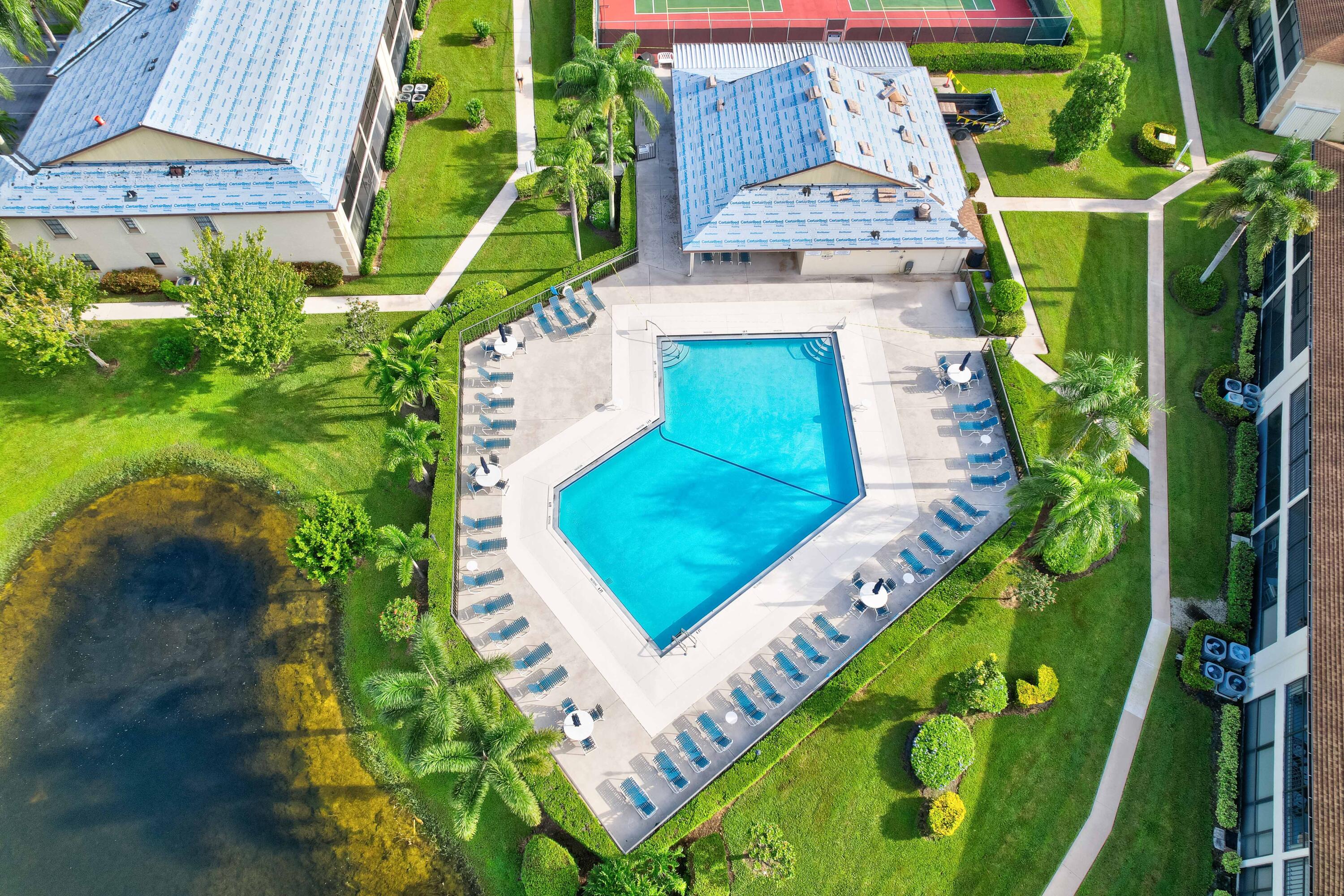 702 Pinecrest Circle, Unit E Jupiter, FL 33458 - Photo 34 of 46 17_dji_0081_2_3_4_5