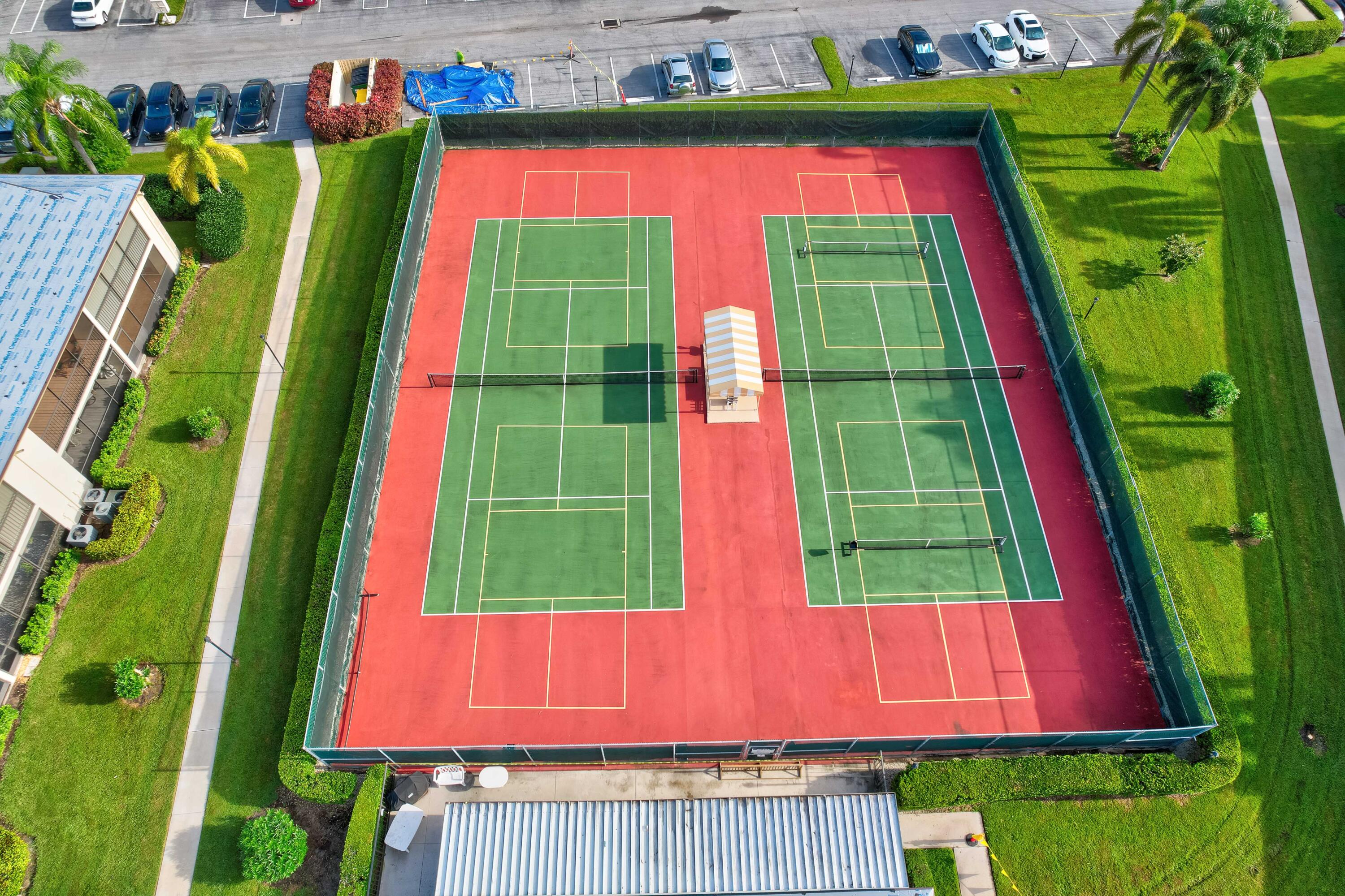 702 Pinecrest Circle, Unit E Jupiter, FL 33458 - Photo 36 of 46 18_dji_0086_87_88_89_90