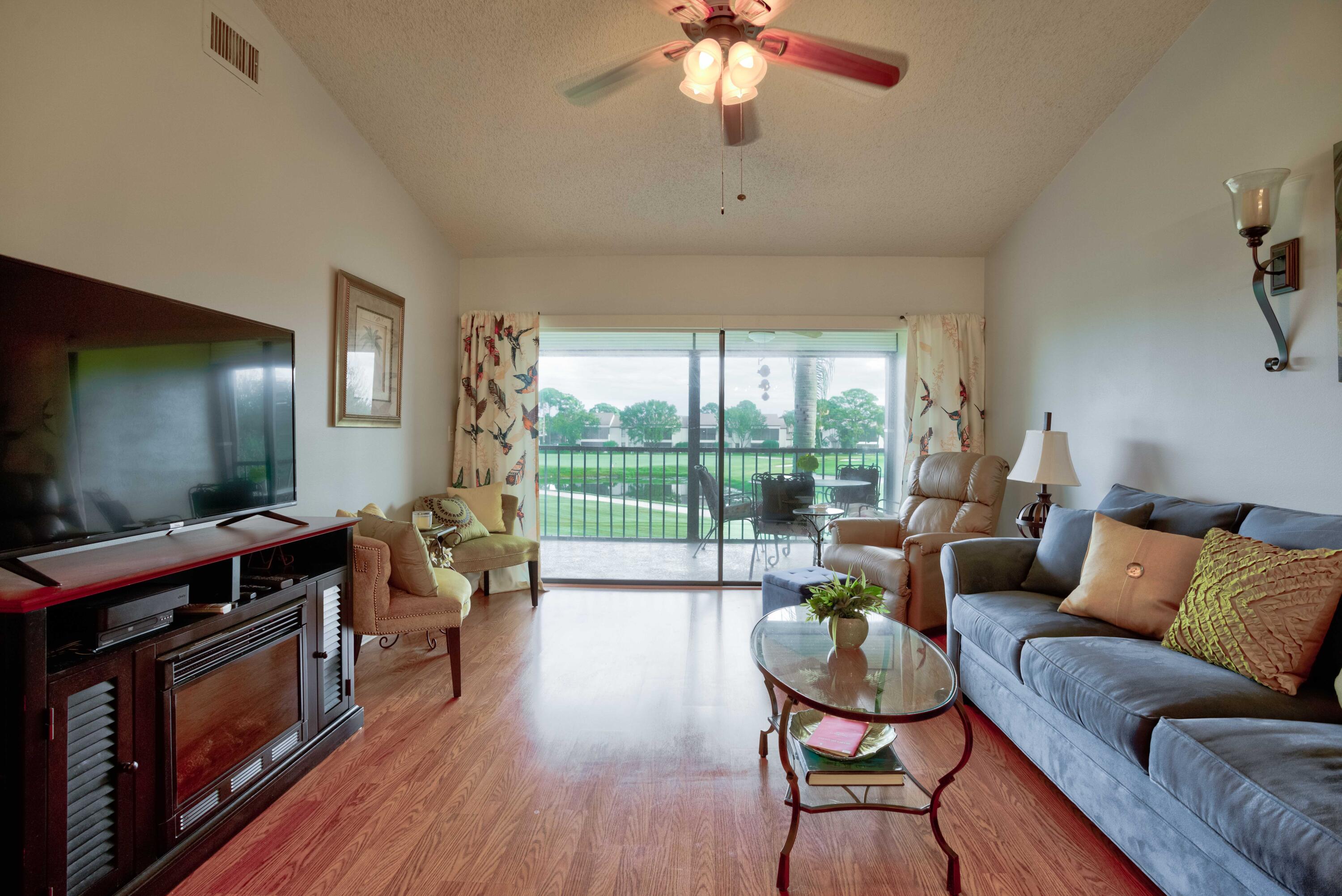 702 Pinecrest Circle, Unit E Jupiter, FL 33458 - Photo 6 of 46 43__mlp6459_60_61_62_63