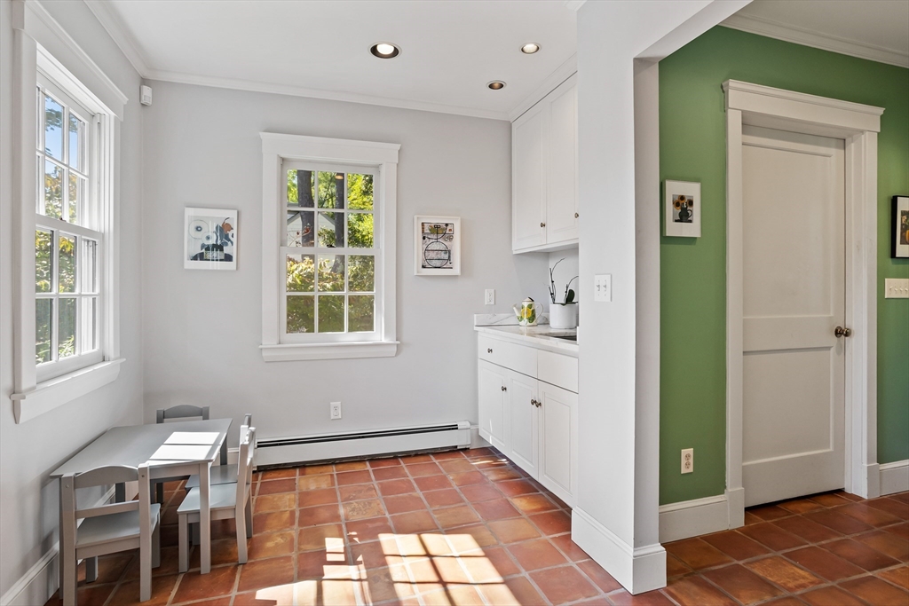 612 Lexington Road Concord, MA 01742 - Photo 15 of 37