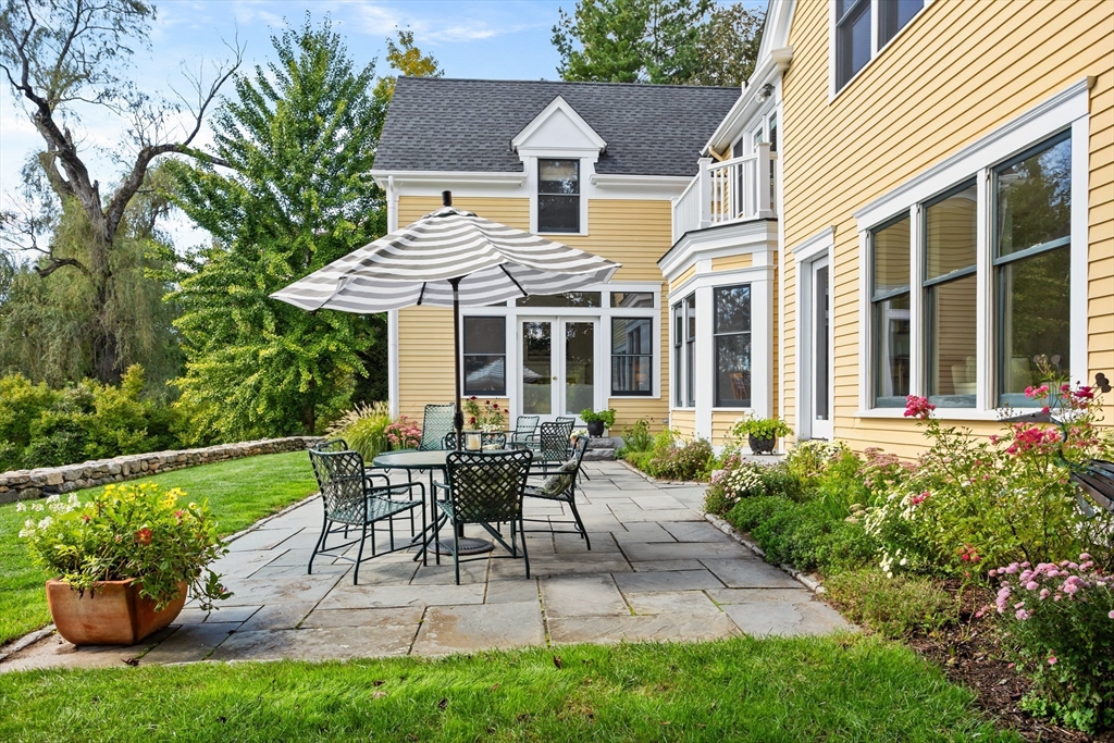 612 Lexington Road Concord, MA 01742 - Photo 33 of 37