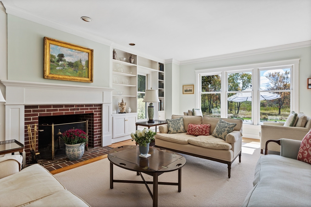 612 Lexington Road Concord, MA 01742 - Photo 6 of 37