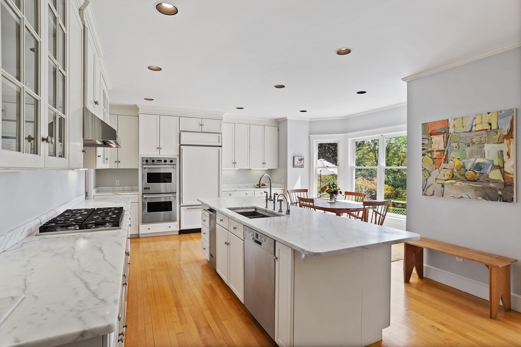 612 Lexington Road Concord, MA 01742 - Photo 9 of 37