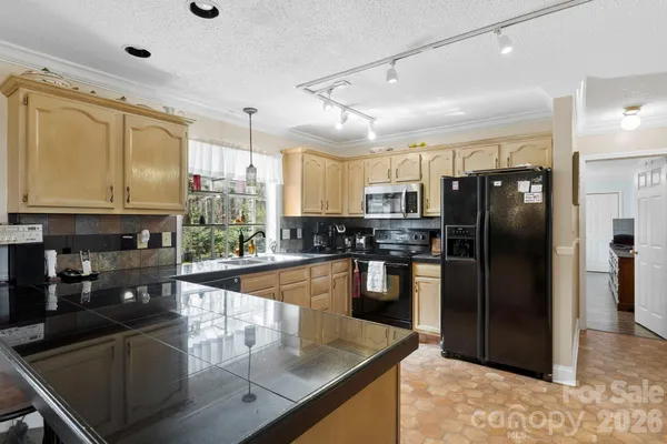 $598,000 | 145 Fox Glen Drive, Arden, NC 28704