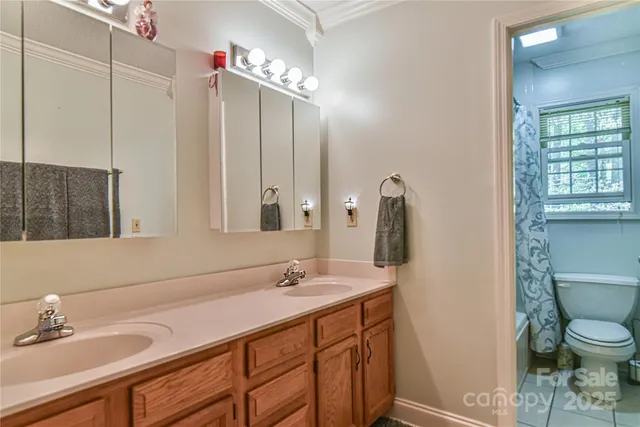 $598,000 | 145 Fox Glen Drive, Arden, NC 28704