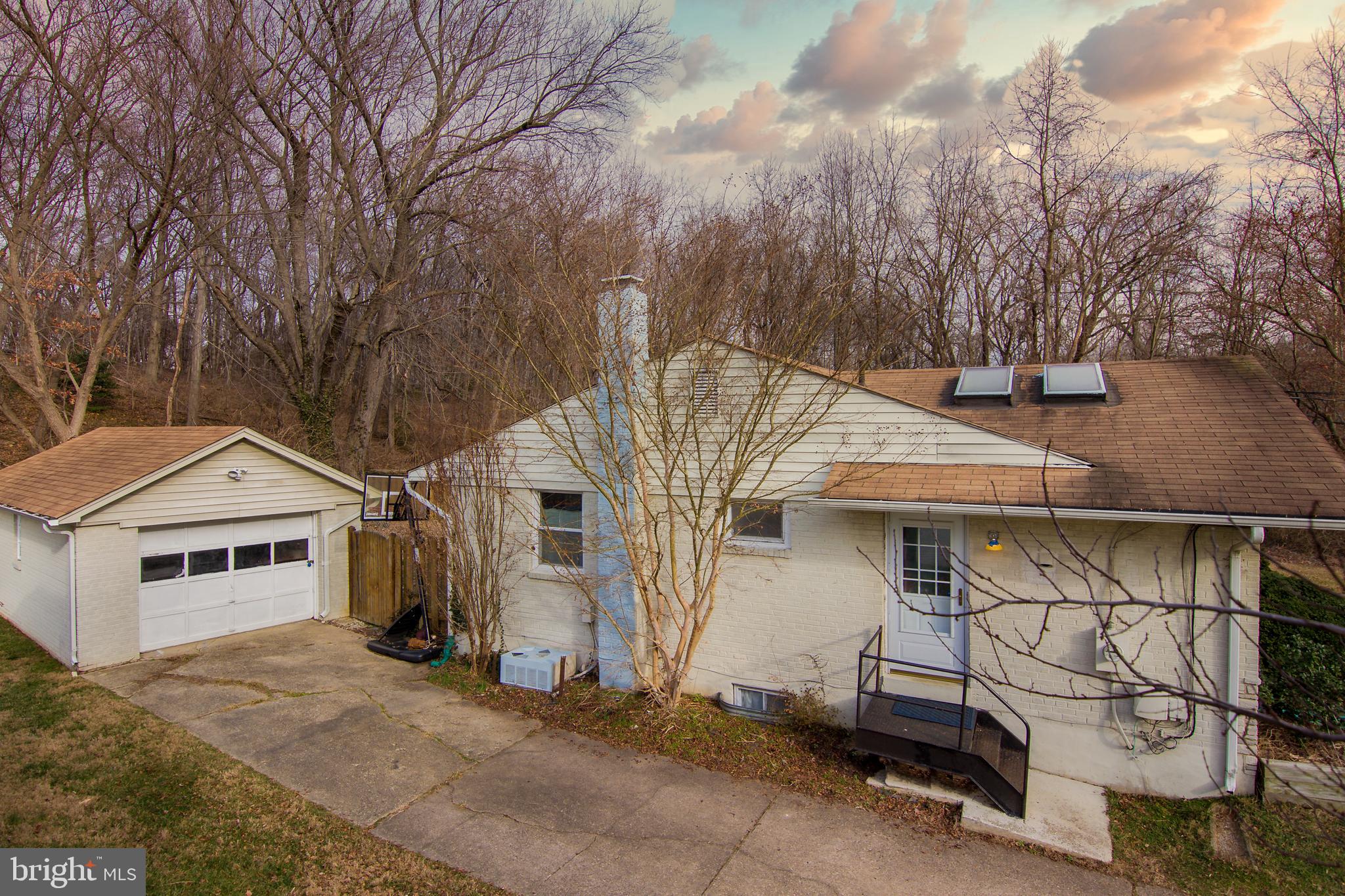 1505 Flora Lane Silver Spring, MD 20910 - Photo 6 of 30 Gallery Image 6