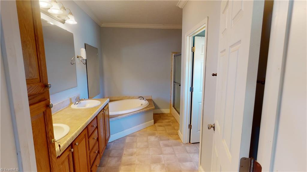 1529 Ring Road Westfield, NC 27053 - Photo 11 of 41 Gallery Image 11