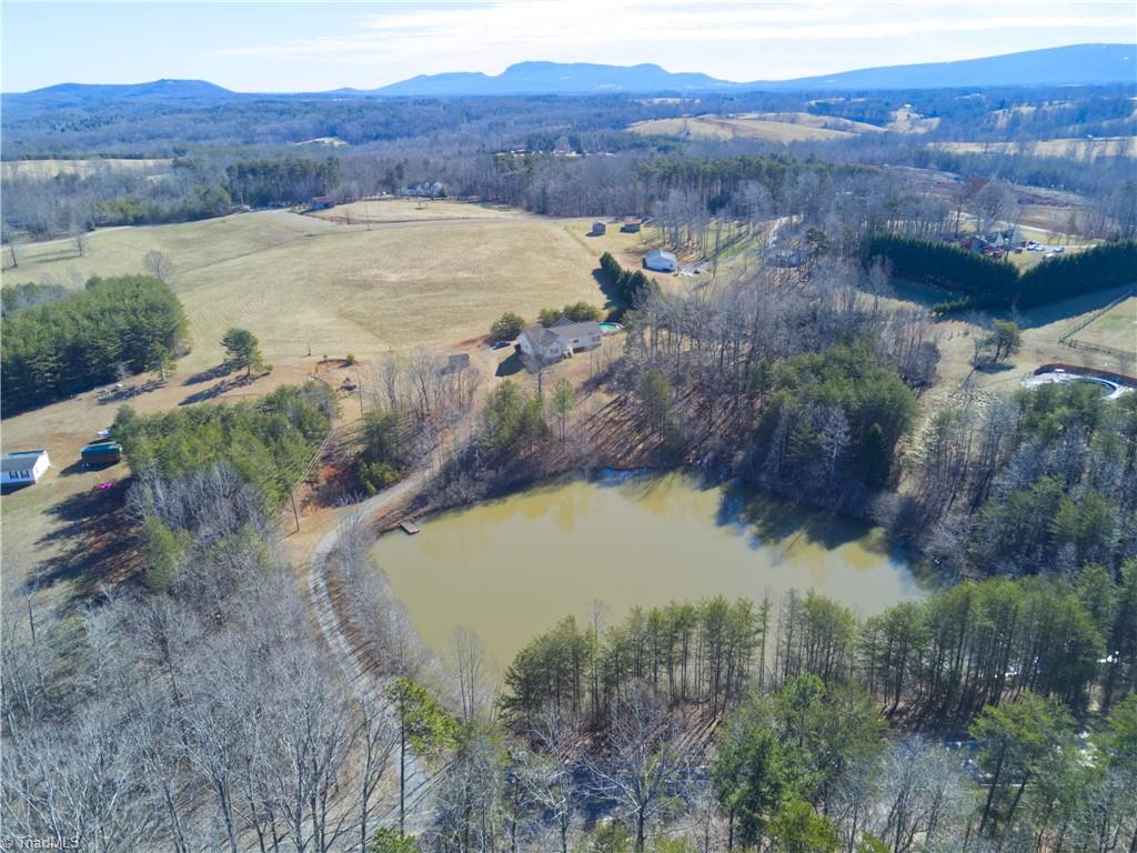 1529 Ring Road Westfield, NC 27053 - Photo 28 of 41 Gallery Image 28