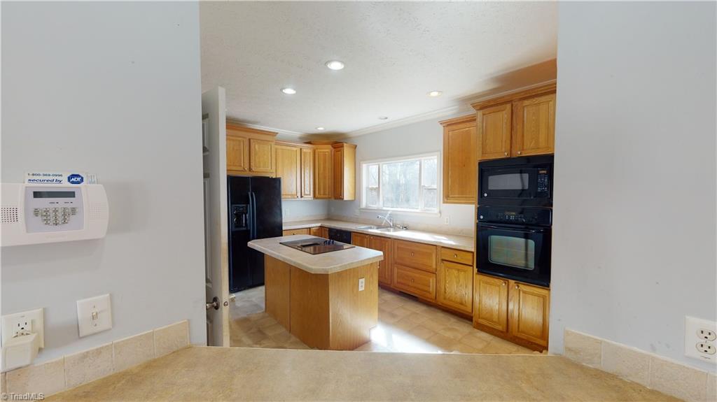 1529 Ring Road Westfield, NC 27053 - Photo 4 of 41 Gallery Image 4