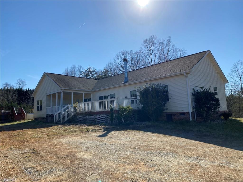 1529 Ring Road Westfield, NC 27053 - Photo 35 of 41 Gallery Image 35