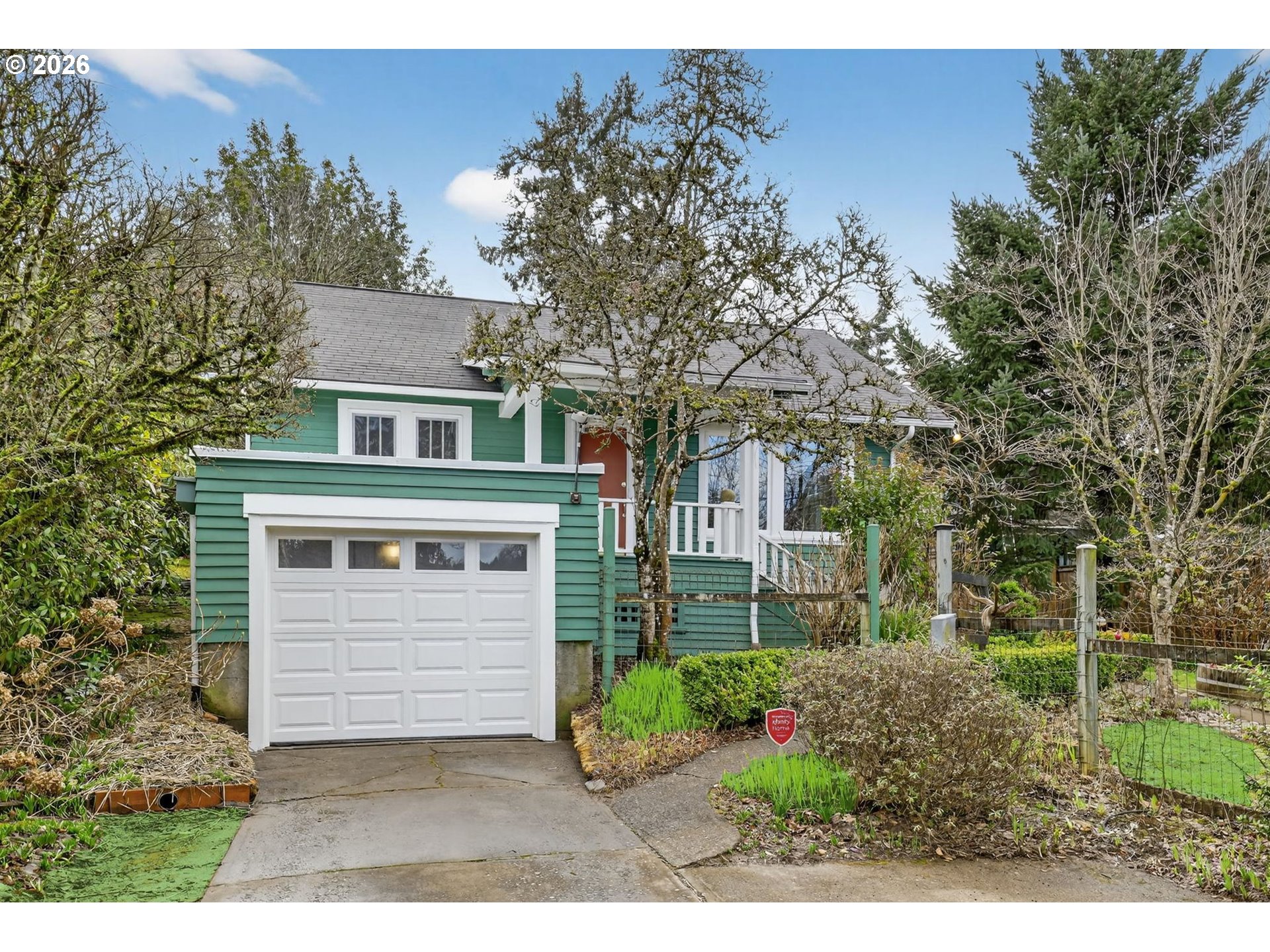 1506 Southwest Spring Garden Street Portland, OR 97219 - Photo 1 of 44 Gallery Image 1
