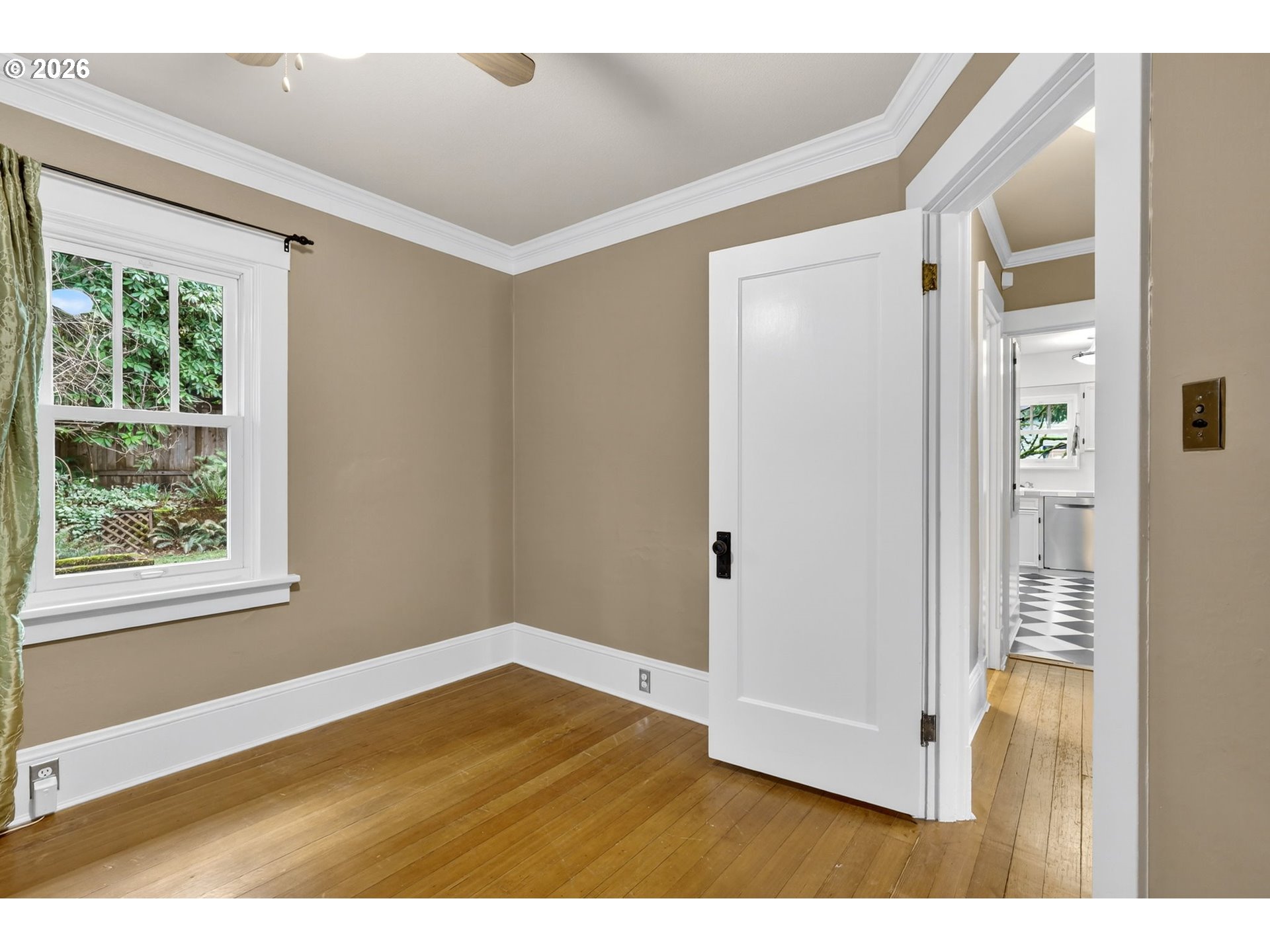 1506 Southwest Spring Garden Street Portland, OR 97219 - Photo 18 of 44 Gallery Image 18