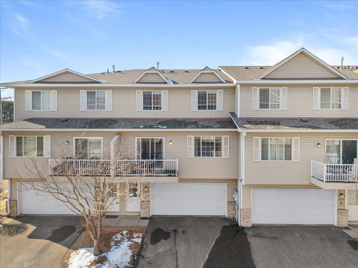 1579 County Rd D East, Unit K Maplewood, MN 55109 - Photo 2 of 28