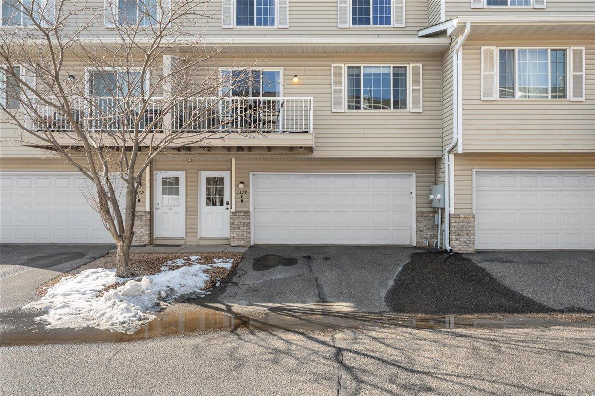 1579 County Rd D East, Unit K Maplewood, MN 55109 - Photo 3 of 28