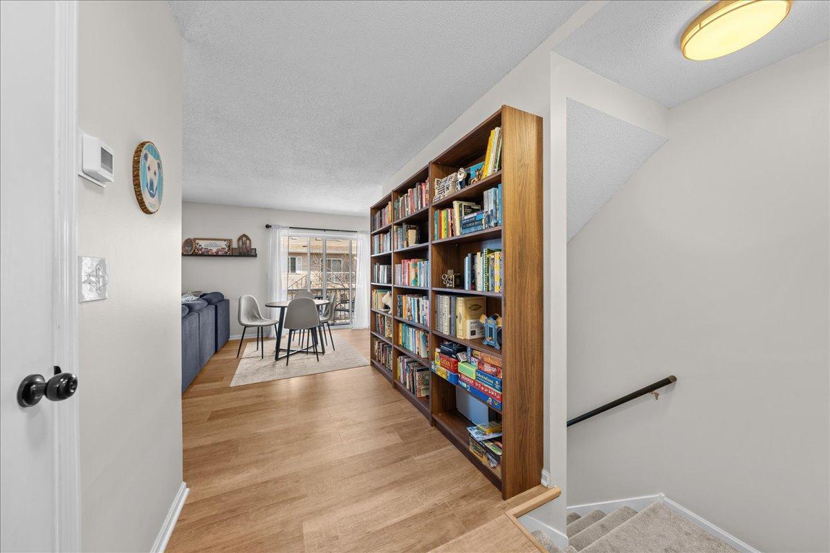 1579 County Rd D East, Unit K Maplewood, MN 55109 - Photo 5 of 28