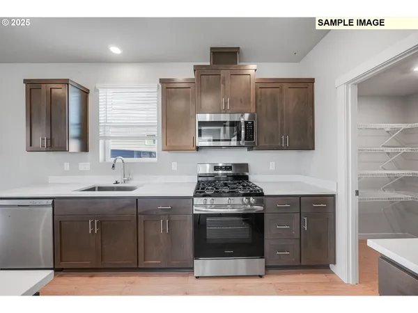 $429,900 | 1022 Legacy Street, Eugene, OR 97402