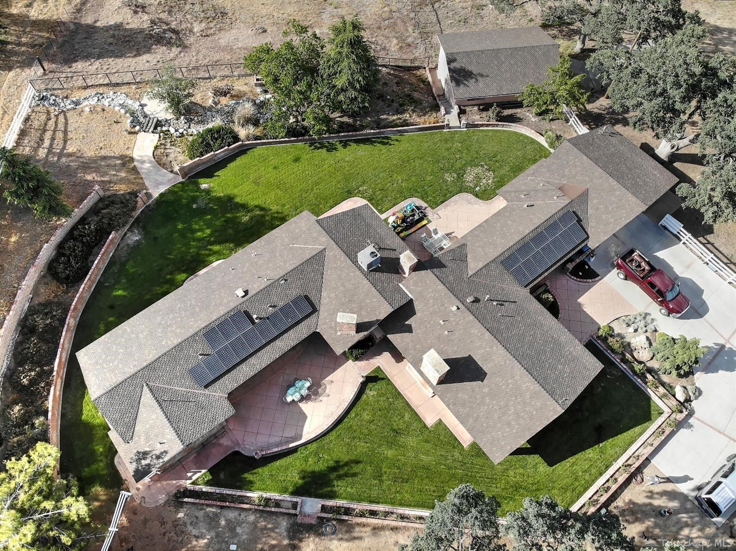 20901 Old Town Road Tehachapi, CA 93561 - Photo 10 of 58 Gallery Image 10