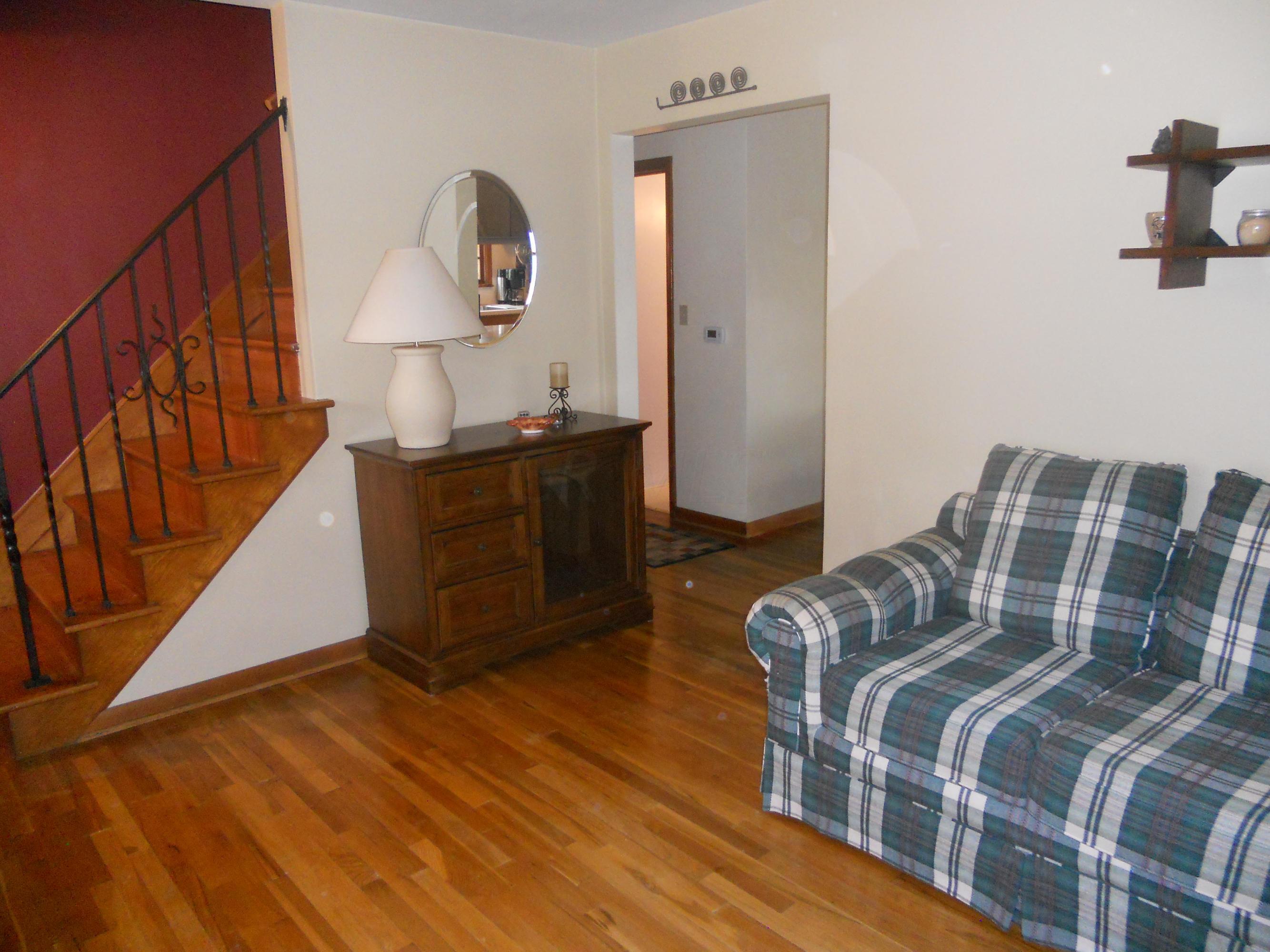 92 North Chesterfield Road Columbus, OH 43209 - Photo 6 of 17 Gallery Image 6