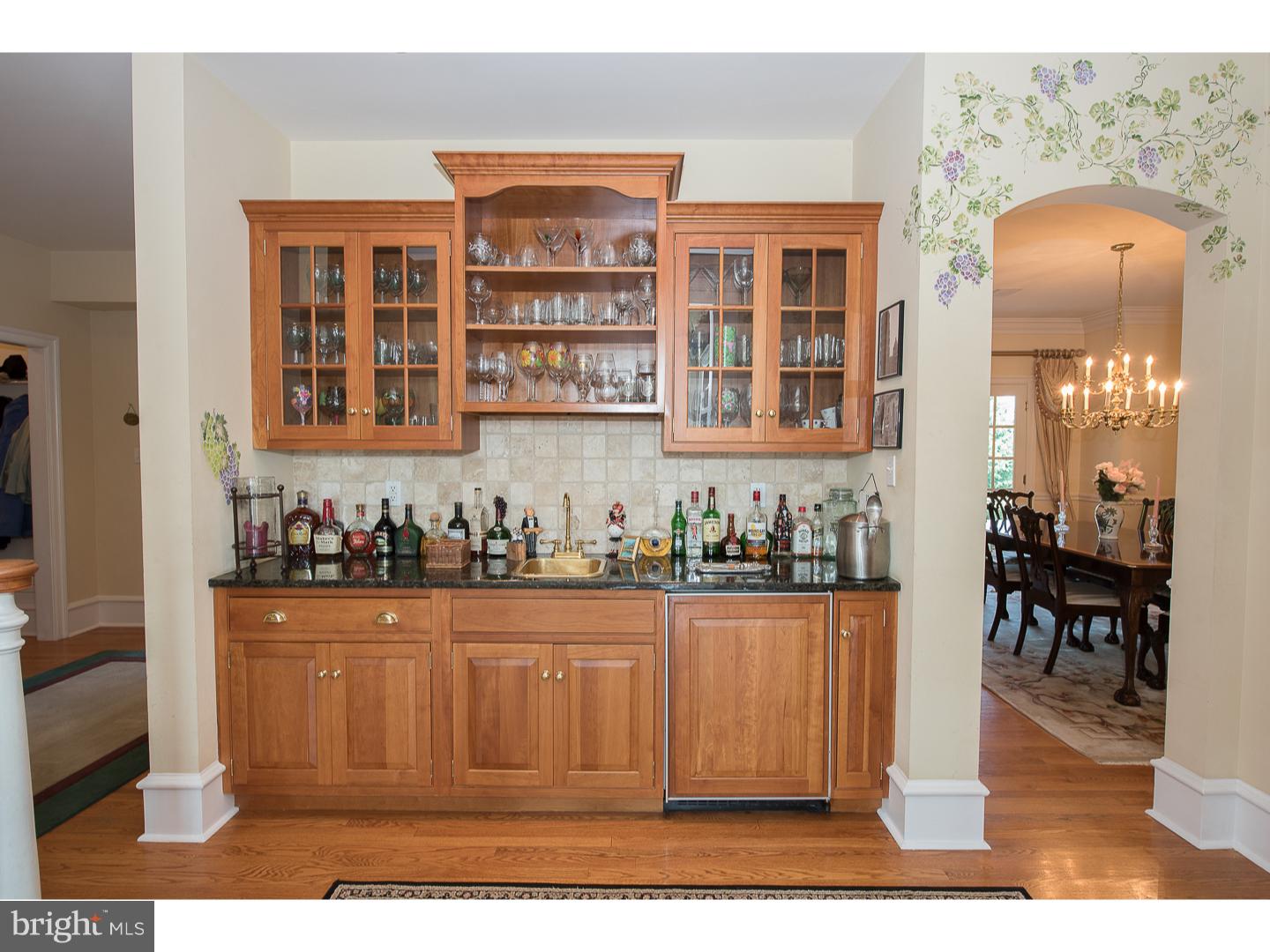 6 Rapps Run Drive Malvern, PA 19355 - Photo 16 of 91 Wet Bar