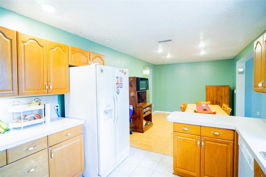 707 Howard Street Inverness, FL 34453 - Photo 10 of 39