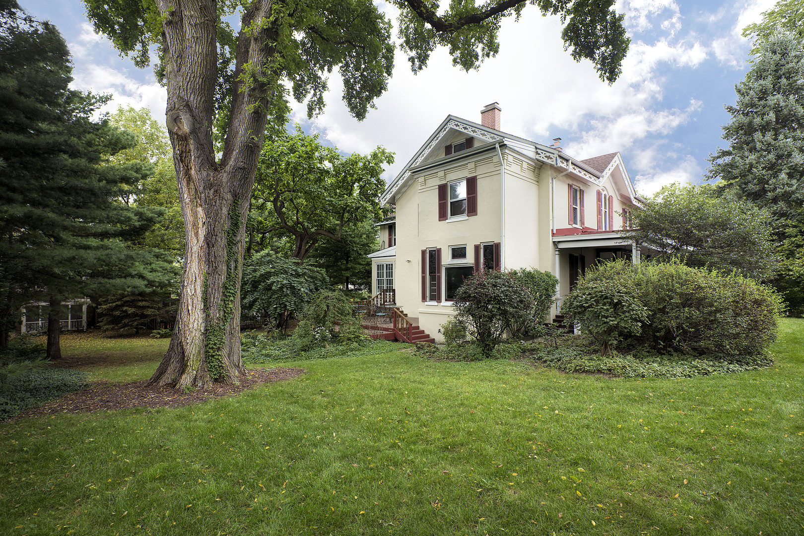 1632 Wesley Avenue Evanston, IL 60201 - Photo 17 of 26