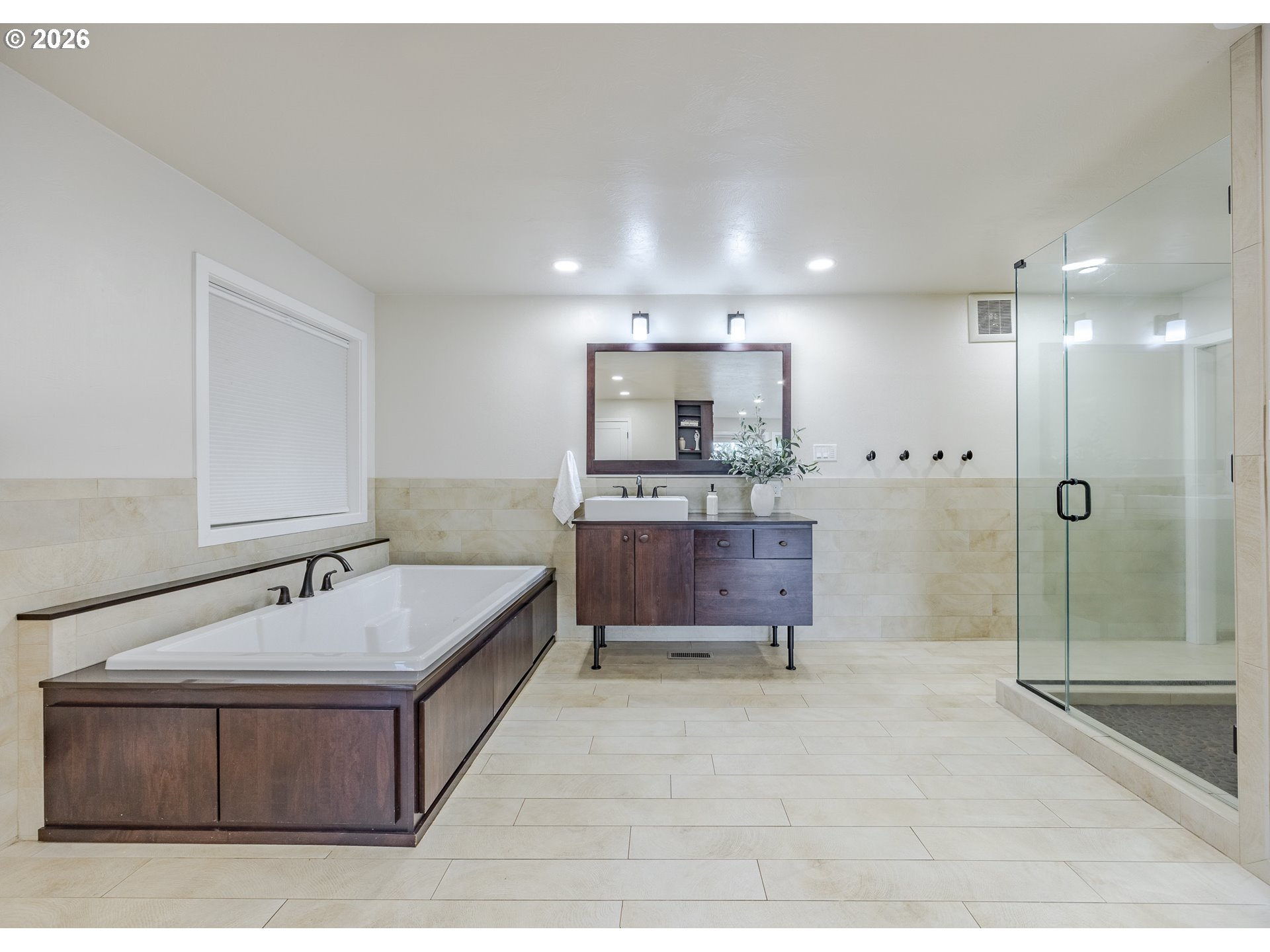 2315 West 28th Avenue Eugene, OR 97405 - Photo 35 of 48