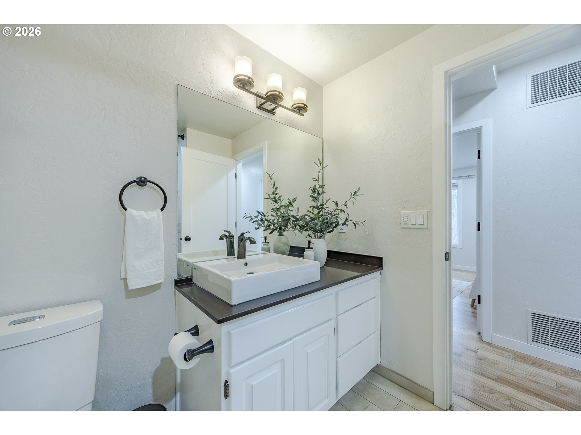 2315 West 28th Avenue Eugene, OR 97405 - Photo 40 of 48