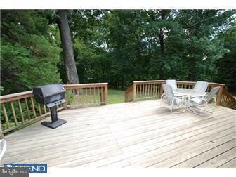 1027 Irvin Road Huntingdon Valley, PA 19006 - Photo 6 of 12 Exterior Back