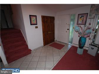 1027 Irvin Road Huntingdon Valley, PA 19006 - Photo 8 of 12