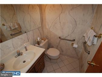 1027 Irvin Road Huntingdon Valley, PA 19006 - Photo 9 of 12