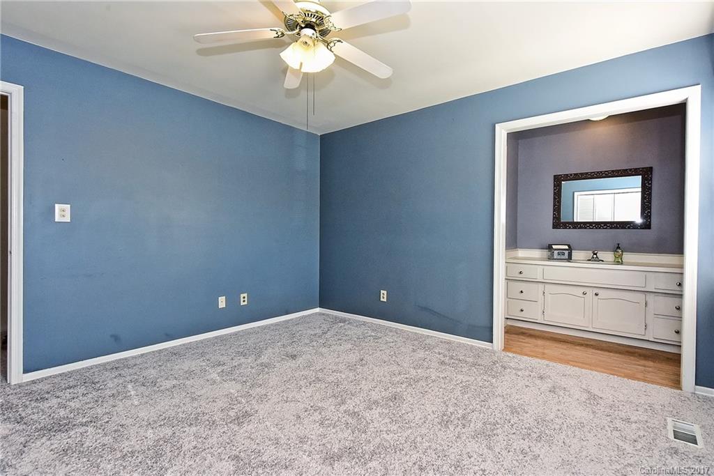 8349 Knights Bridge Road, Unit 8649 Charlotte, NC 28210 - Photo 15 of 22 Gallery Image 15