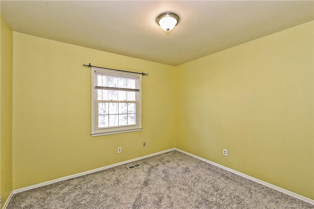 8349 Knights Bridge Road, Unit 8649 Charlotte, NC 28210 - Photo 18 of 22 Gallery Image 18