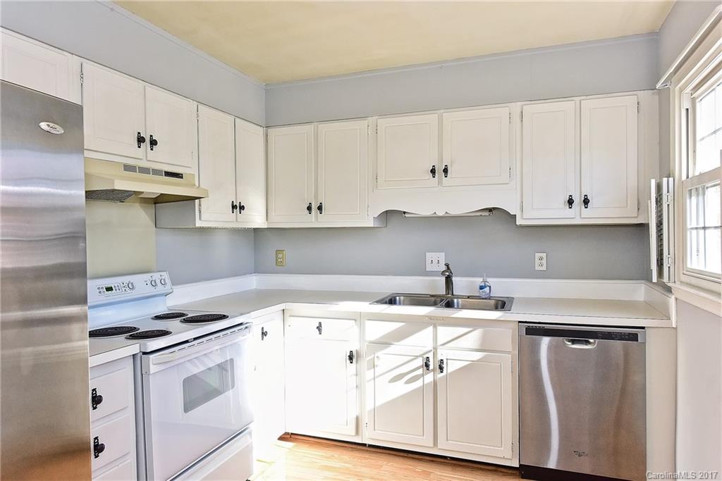 8349 Knights Bridge Road, Unit 8649 Charlotte, NC 28210 - Photo 9 of 22 Gallery Image 9