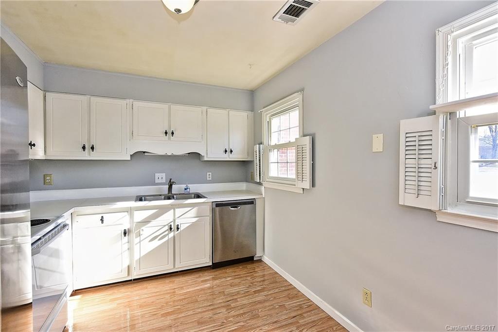 8349 Knights Bridge Road, Unit 8649 Charlotte, NC 28210 - Photo 10 of 22 Gallery Image 10